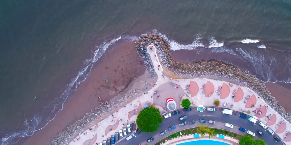 "puntarenas lighthouse"